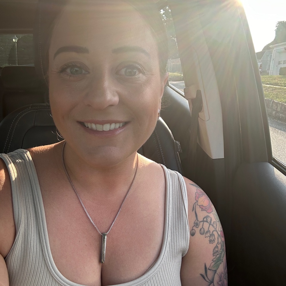 Meet your Posher, Whitney